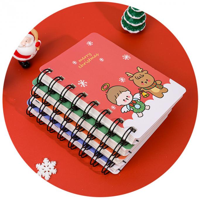 ノートを書き、小さいハードカバー ジャーナル ノートのメモ帳を日誌に記すための卸し売り個人的な日記