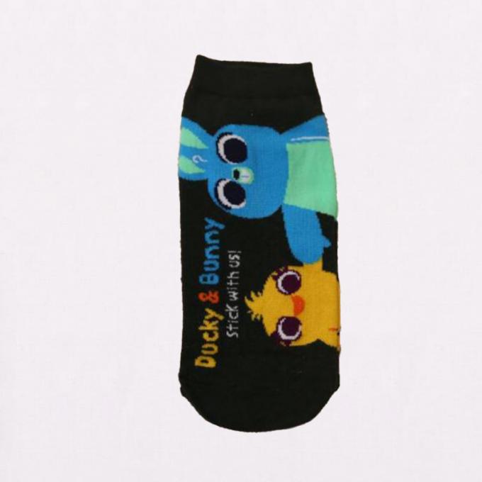 女性のかわいく居心地のよいソックスの新しい方法綿の乗組員のソックスのための卸し売り漫画の管のソックス
