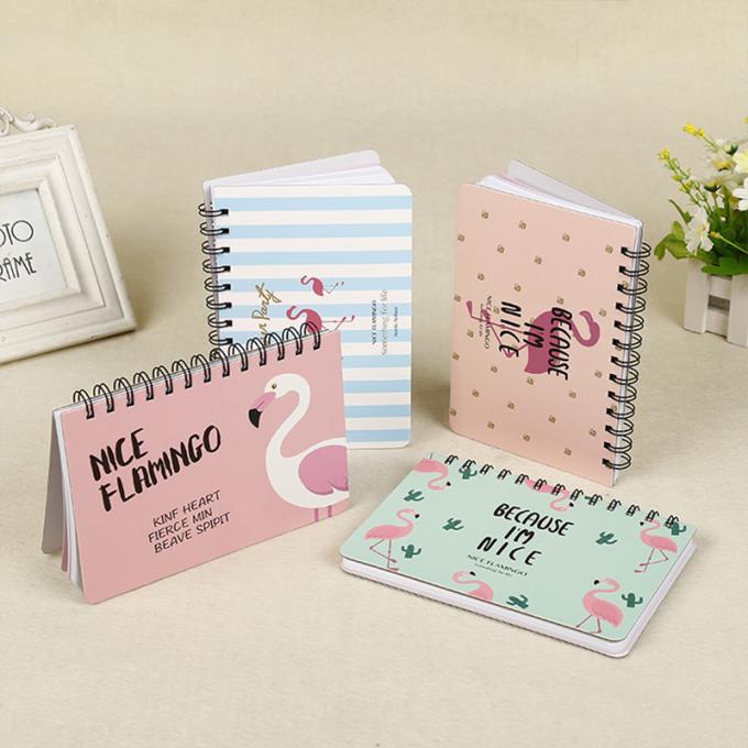 卸し売り注文のかわいいUnlinedペーパー立案者ジャーナル ハードカバーのポケット螺線形の小型ノート