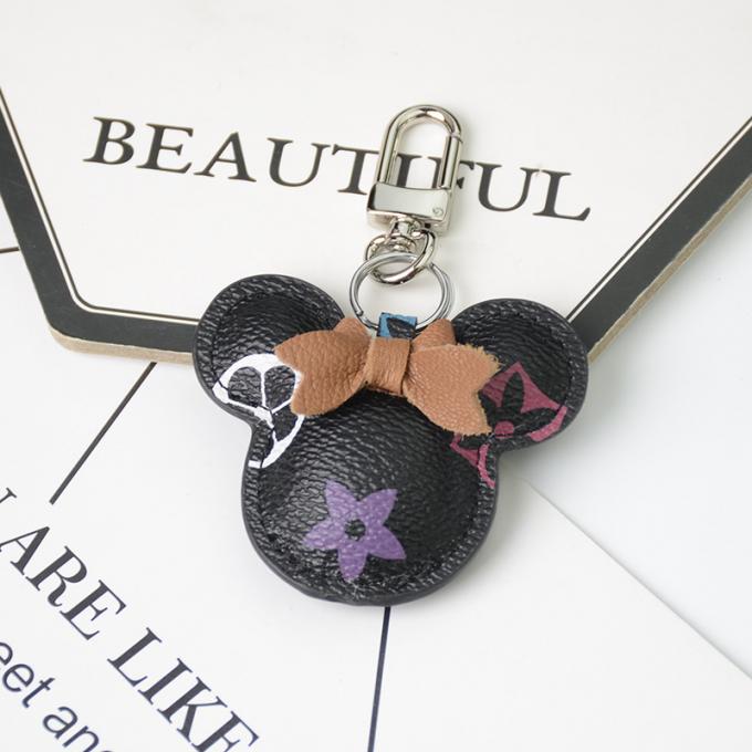 卸し売り革くま犬のKeychainの吊り下げ式袋は女性のための付属品のダイヤモンドくまKeychain Keychainsを飾る